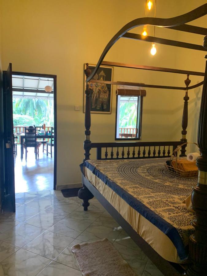 The Escape With Jadeon Hotel Unawatuna Bagian luar foto