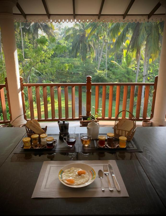 The Escape With Jadeon Hotel Unawatuna Bagian luar foto