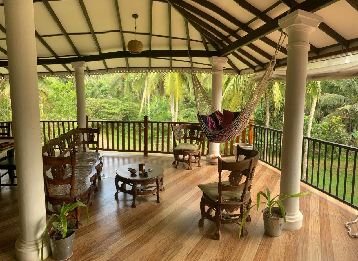 The Escape With Jadeon Hotel Unawatuna Bagian luar foto